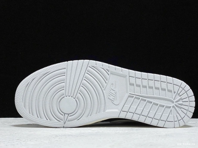 Chep Onekick 555088-018 Retro High Neutral OG 1 Jordan Grey Air 0723
